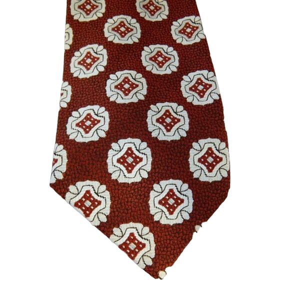Vintage Maroon and White Printed Wide Tie, Towncraft Par Excellence, Penneys Tie - Picture 5 of 7